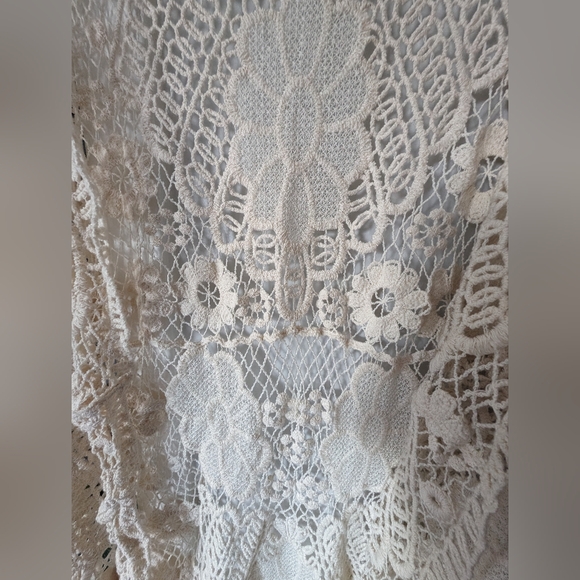 BNWT Boho Sleeveless Cardigan - Picture 2 of 2